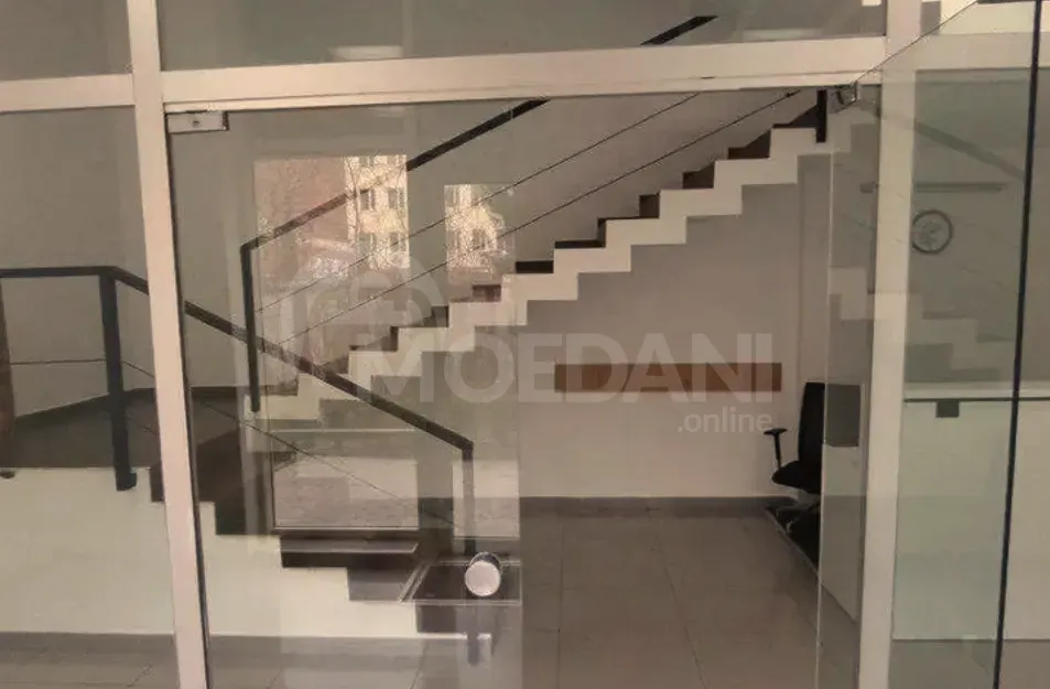 Сдается в аренду специальное коммерческое помещение в Ваке Тбилиси - изображение 3