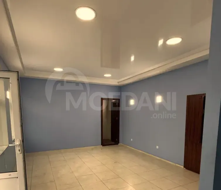 Universal commercial space for rent in Avlabari Tbilisi - photo 1