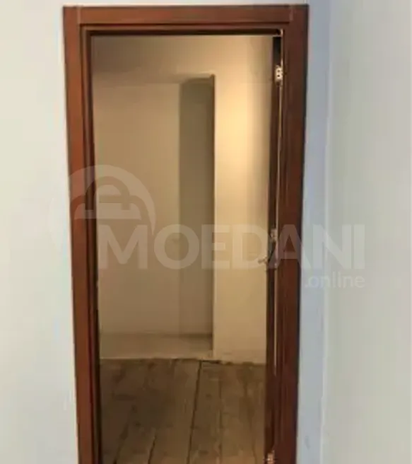 Universal commercial space for rent in Avlabari Tbilisi - photo 8