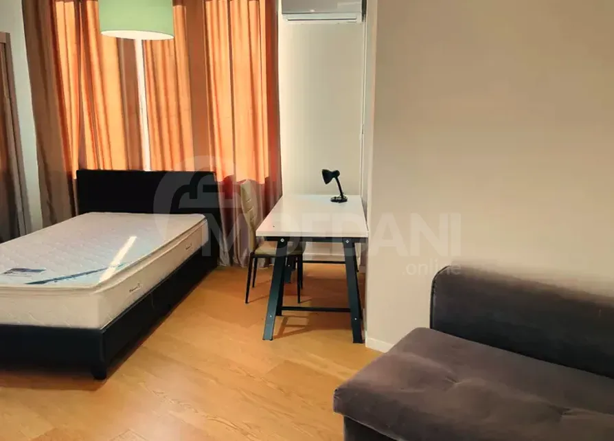 ქირავდება 6 ოთახიანი ბინა 222მ² 10/15 სართ თბილისი - photo 8