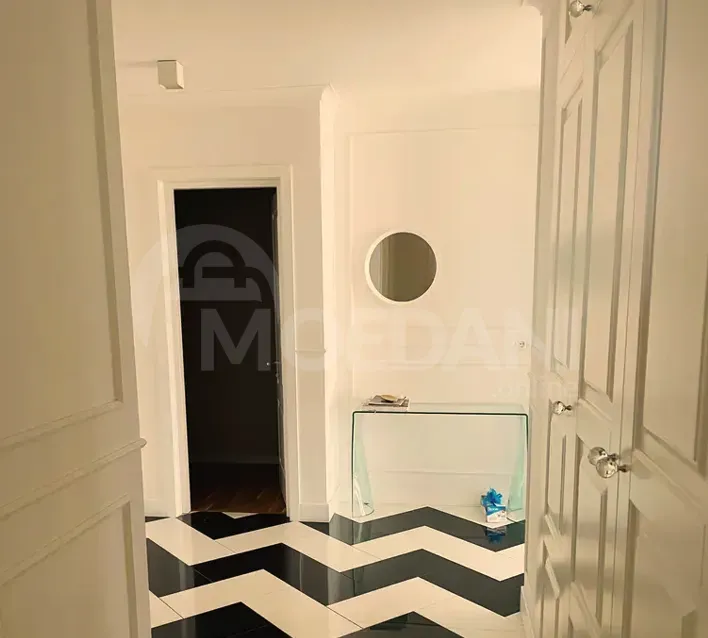 ქირავდება 6 ოთახიანი ბინა 222მ² 10/15 სართ თბილისი - photo 4