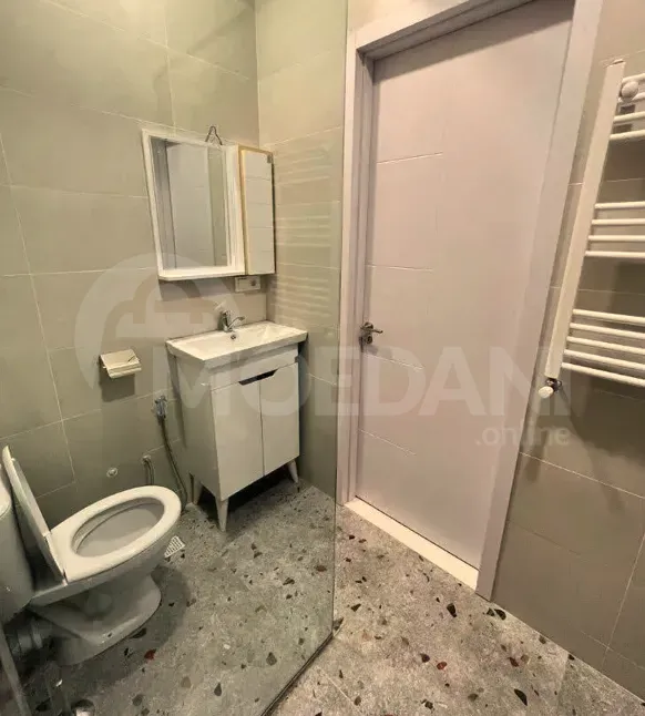 ქირავდება 2 ოთახიანი ბინა 43მ² 12/15 სართ თბილისი - photo 9