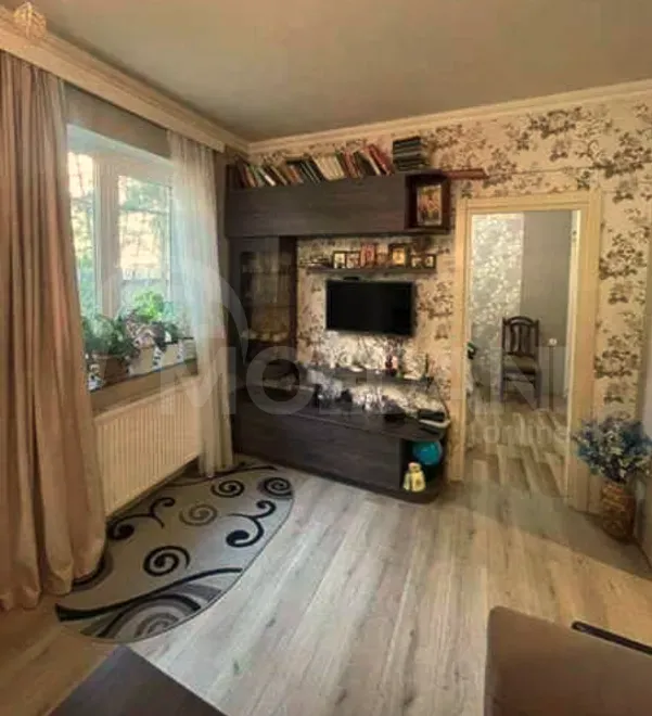 ქირავდება 3 ოთახიანი ბინა 70მ² 1/8 სართ თბილისი - photo 6