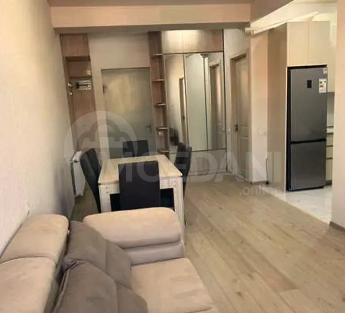 ქირავდება 2 ოთახიანი ბინა 60მ² 2/9 სართ თბილისი - photo 1