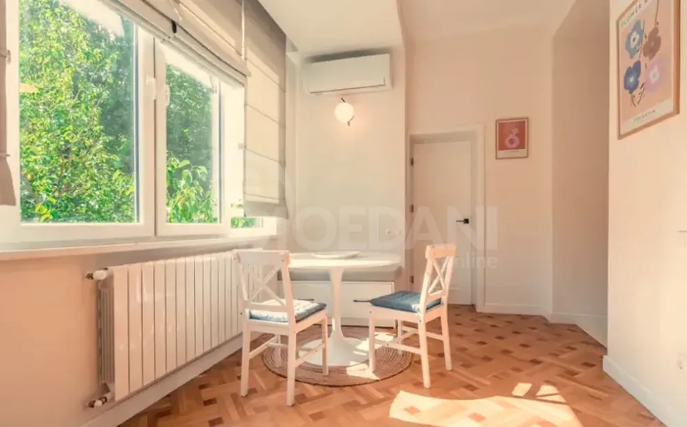 ქირავდება 2 ოთახიანი ბინა 74მ² 2/5 სართ თბილისი - photo 3