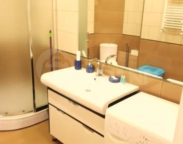 ქირავდება 2 ოთახიანი ბინა 80მ² 3/3 სართ თბილისი - photo 4