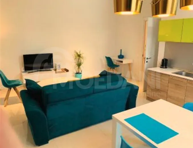 ქირავდება 2 ოთახიანი ბინა 80მ² 3/3 სართ თბილისი - photo 1