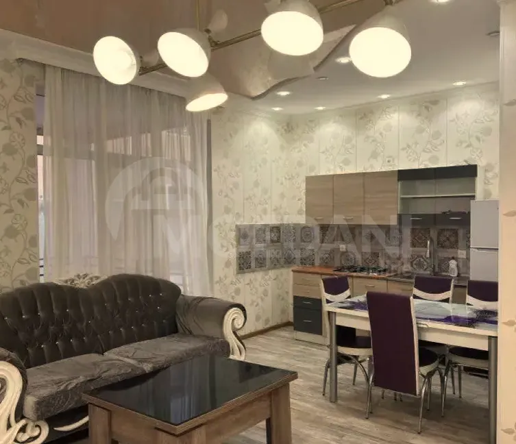 ქირავდება სახლი 200м² თბილისი - photo 4