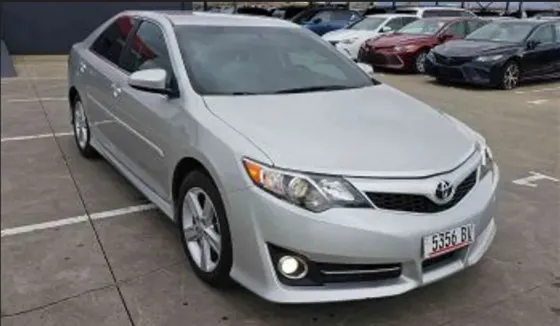 Toyota Camry 2014 თბილისი