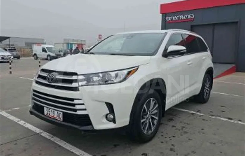 Toyota Highlander 3.5L 2017 თბილისი - photo 2
