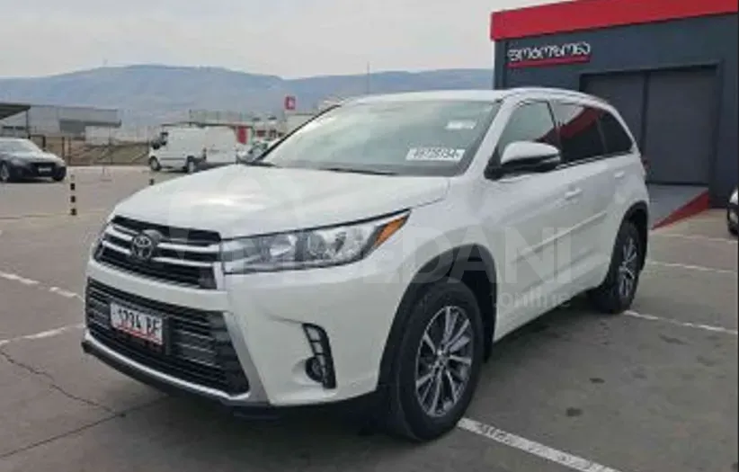 Toyota Highlander 3.5L 2017 თბილისი - photo 2