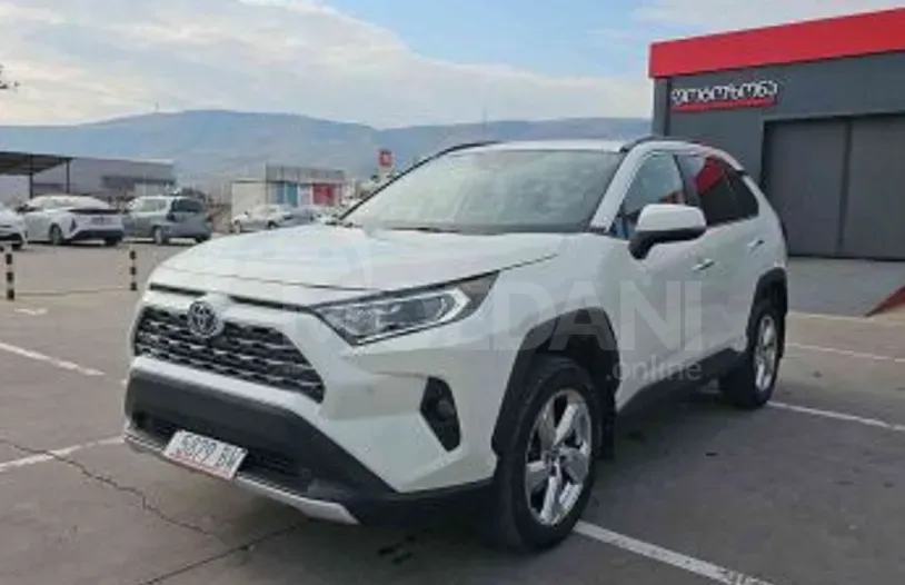 Toyota RAV4 2.5L 2021 Тбилиси - изображение 1
