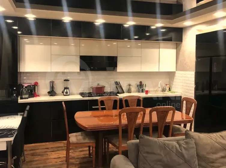 იყიდება 4 ოთახიანი ბინას 99.58მ² 11/11 სართ თბილისი - photo 1