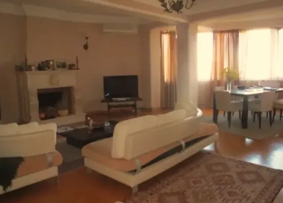 Продам 5-комн. квартиру $210 000  в Тбилиси  196м² 5/10 эт. Тбилиси