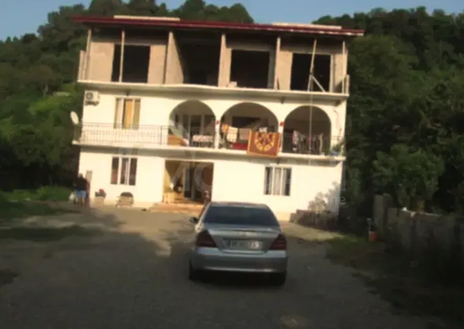 Продам Дом 2096м² Батуми - изображение 1