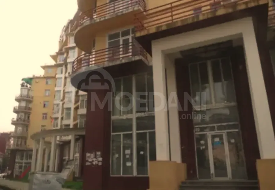 Продам 4-комн. квартиру 105.7м² 5/10 эт. Батуми - изображение 1