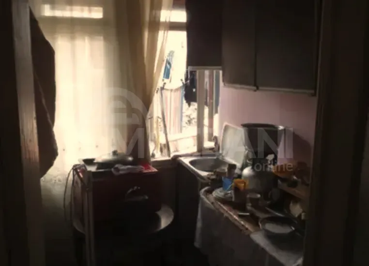 Продам 1-комн. квартиру 32.5м² 2/2 эт. Батуми - изображение 2