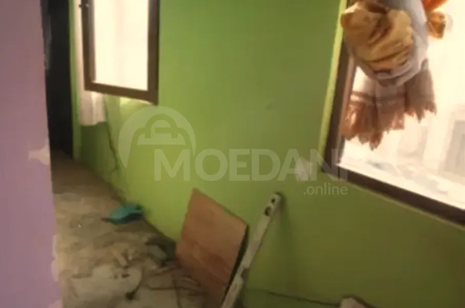 Продам 2-комн. квартиру 33.32м² 2/8 эт. Батуми - изображение 2