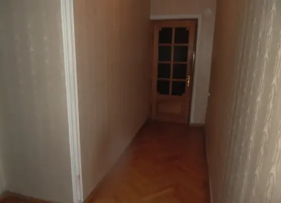 Продам 7+-комн. квартиру $68 000  в Тбилиси  179.83м² 5/5 эт. Тбилиси