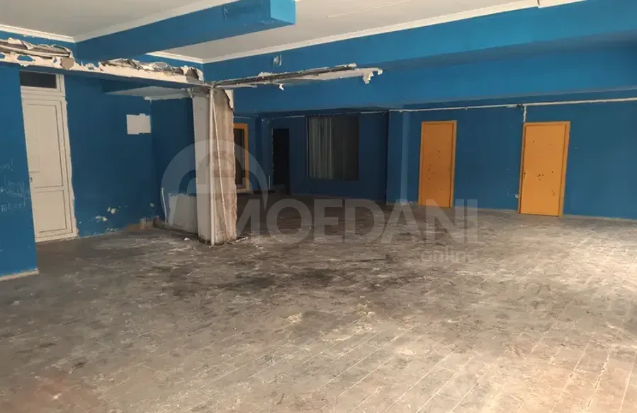 Იყიდება უნივერსალური კომერციული ფართი ბაკურიანში ბორჯომი - photo 8