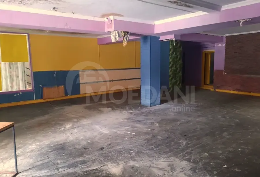 Იყიდება უნივერსალური კომერციული ფართი ბაკურიანში ბორჯომი - photo 6