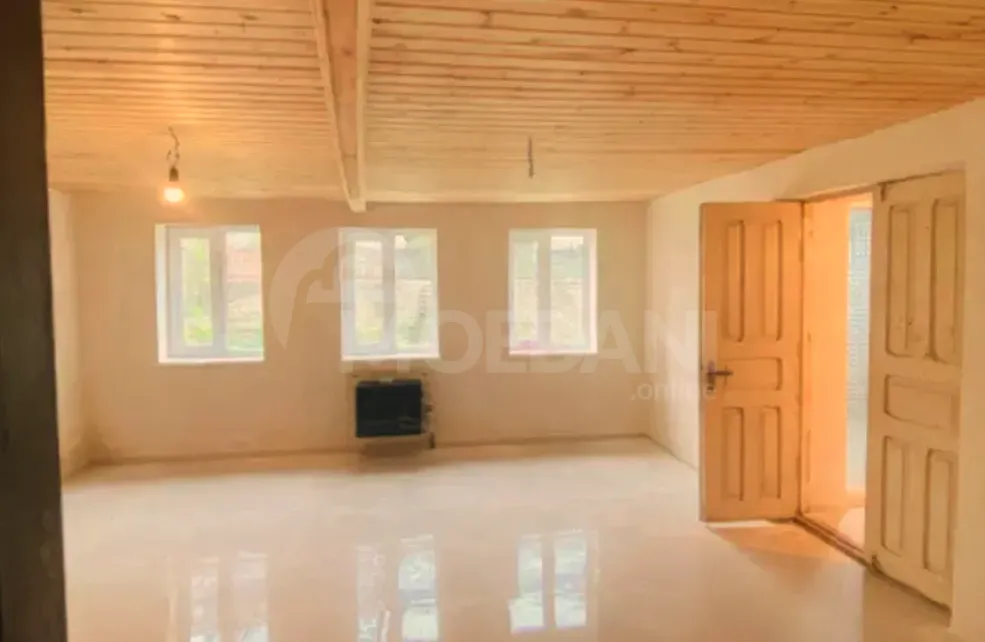 Продам Дом 400м² Кутаиси - изображение 1