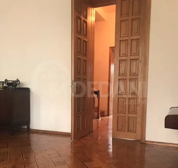 House for rent 300м² Kutaisi - photo 2