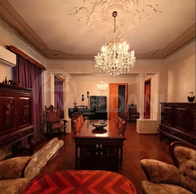 House for rent 300м² Kutaisi - photo 1