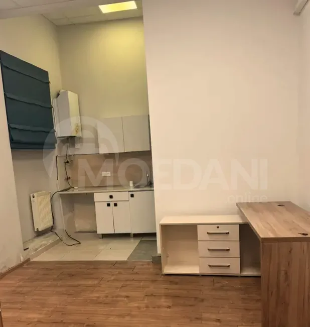 Ქირავდება უნივერსალური კომერციული ფართი ქუთაისში ქუთაისი - photo 9