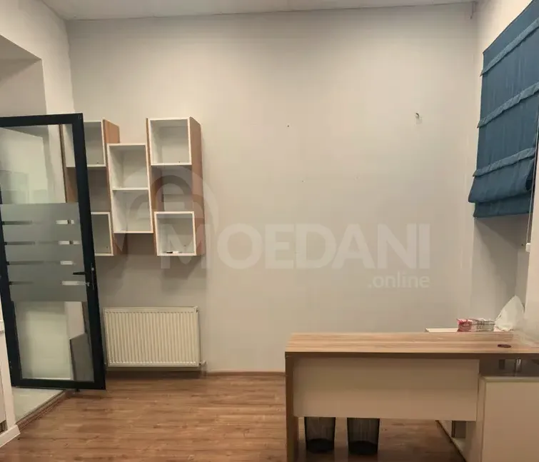 Ქირავდება უნივერსალური კომერციული ფართი ქუთაისში ქუთაისი - photo 7