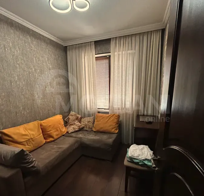 Продам 5-комн. квартиру 120м² 3/9 эт. Кутаиси - изображение 8