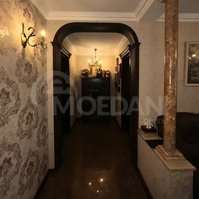 Продам 5-комн. квартиру 120м² 3/9 эт. Кутаиси - изображение 3