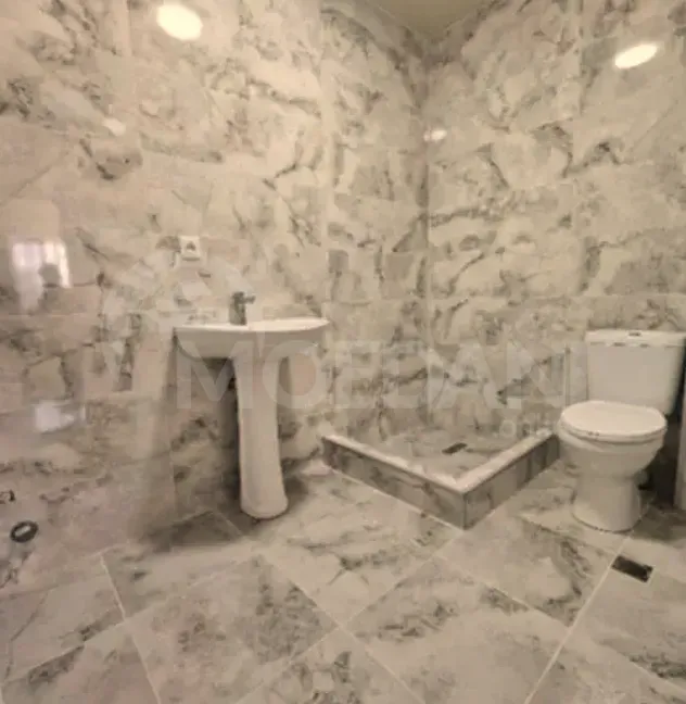 Сдам 4-комн. квартиру 75м² 4/5 эт. Кутаиси - изображение 3