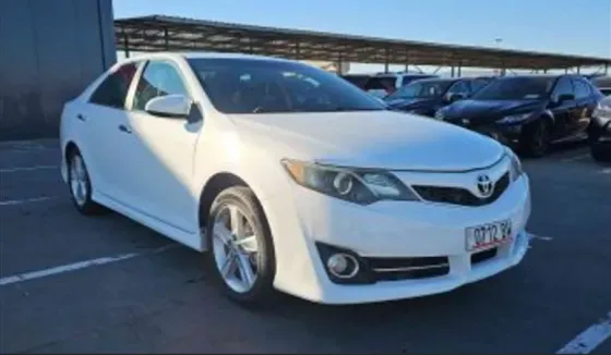 Toyota Camry 2014 თბილისი