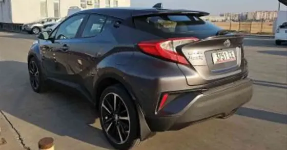 Toyota C-HR 2019 თბილისი