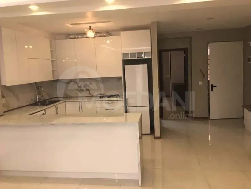 Apartments For Rent three-room 100м² 3/5 floor Tbilisi - photo 1