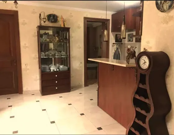 იყიდება 3 ოთახიანი ბინას $115 000  თბილისში  70მ² 2/3 სართ Тбилиси