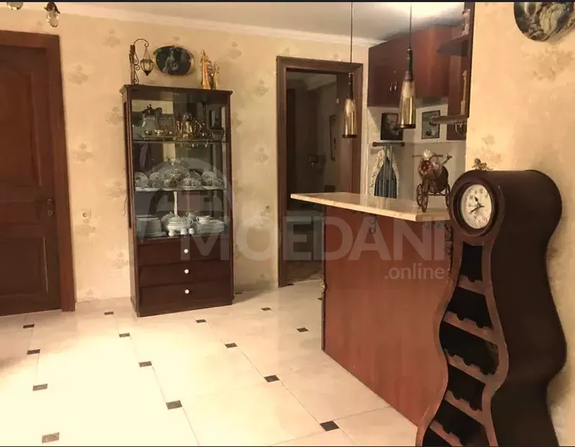 Продам 3-комн. квартиру 70м² 2/3 эт. Тбилиси - изображение 3