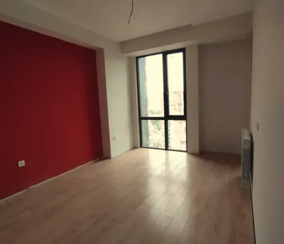 იყიდება 2 ოთახიანი ბინას $98 000  თბილისში  45მ² 10/27 სართ Тбилиси