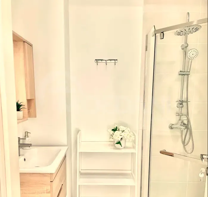 Продам 2-комн. квартиру 40м² 14/16 эт. Тбилиси - изображение 4