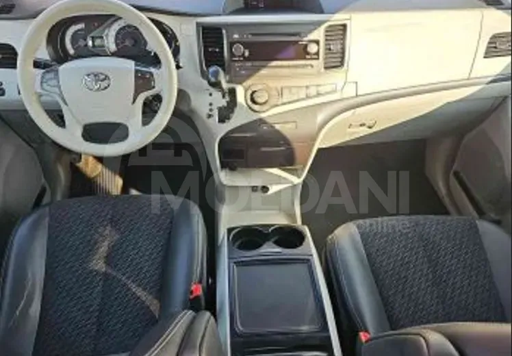 Toyota Sienna 3.5L 2014 Тбилиси - изображение 7