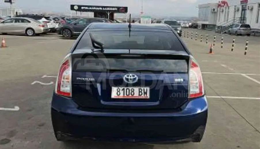 Toyota Prius 1.8L 2015 Тбилиси - изображение 5