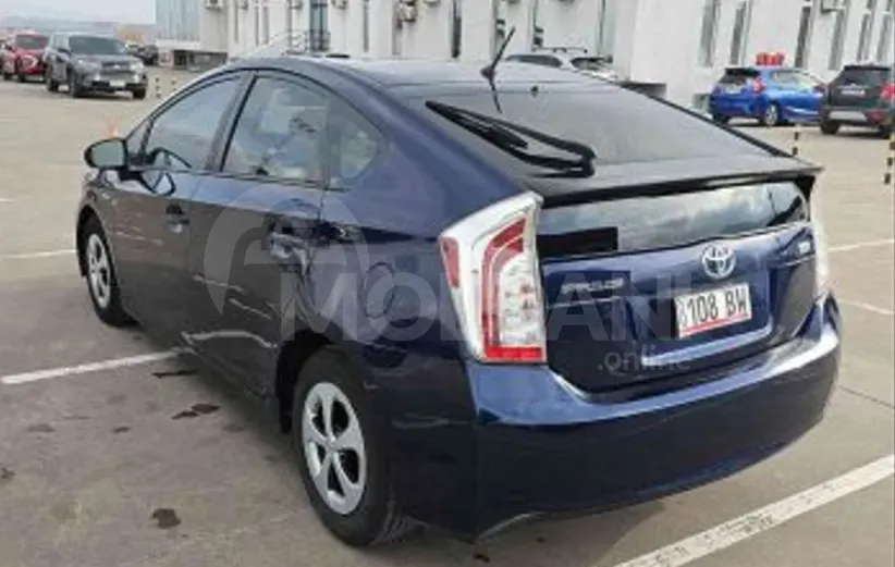 Toyota Prius 1.8L 2015 Тбилиси - изображение 6