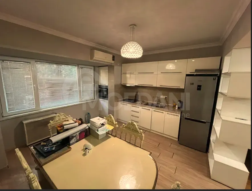 Сдам 3-комн. квартиру 105м² 2/5 эт. Кутаиси - изображение 3