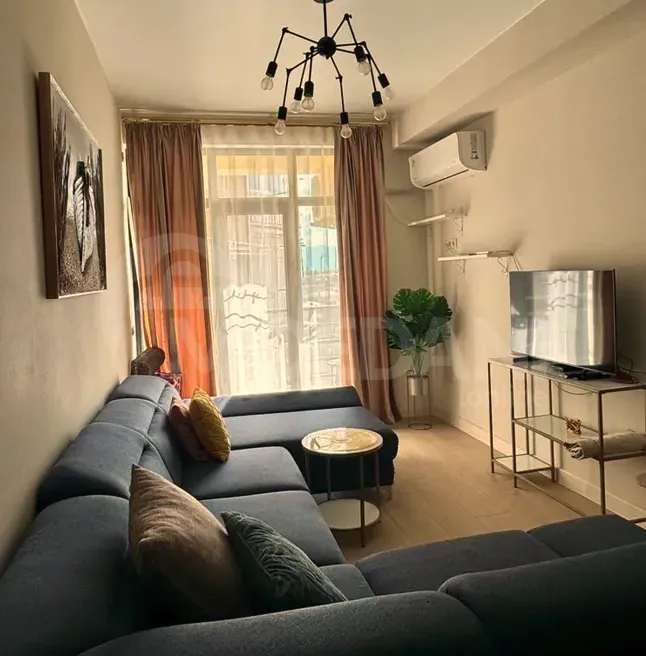 Сдам 3-комн. квартиру 100м² 5/10 эт. Кутаиси - изображение 1