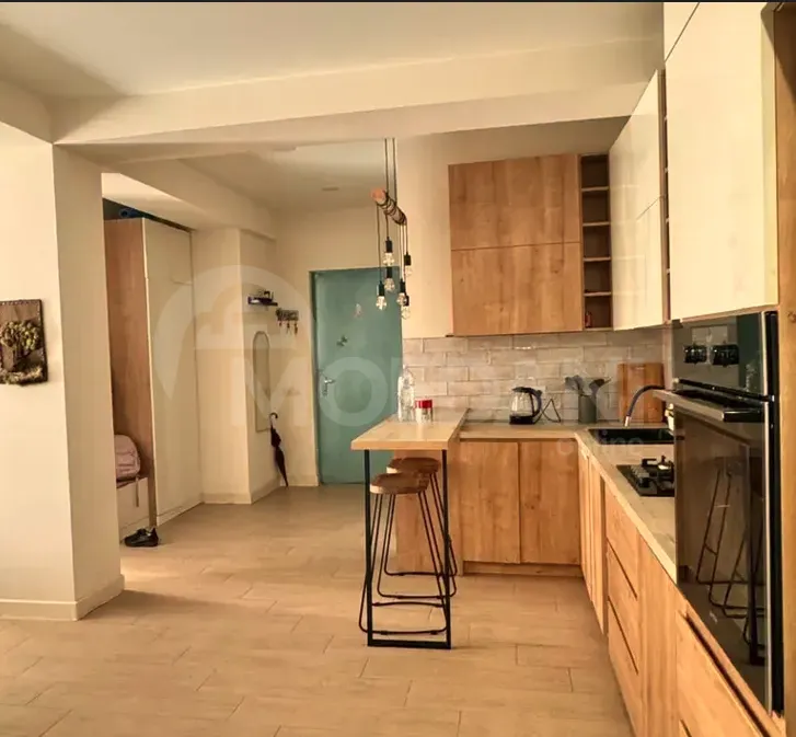 Сдам 3-комн. квартиру 100м² 5/10 эт. Кутаиси - изображение 3