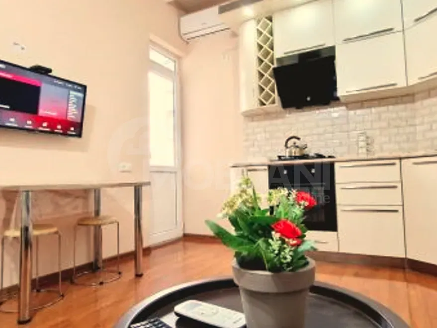 Short Term Rentals three-room 70m² 8/14 floor Kutaisi - photo 1