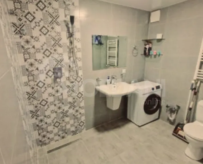 Apartments For Rent four-room 70м² 2/5 floor Kutaisi - photo 1