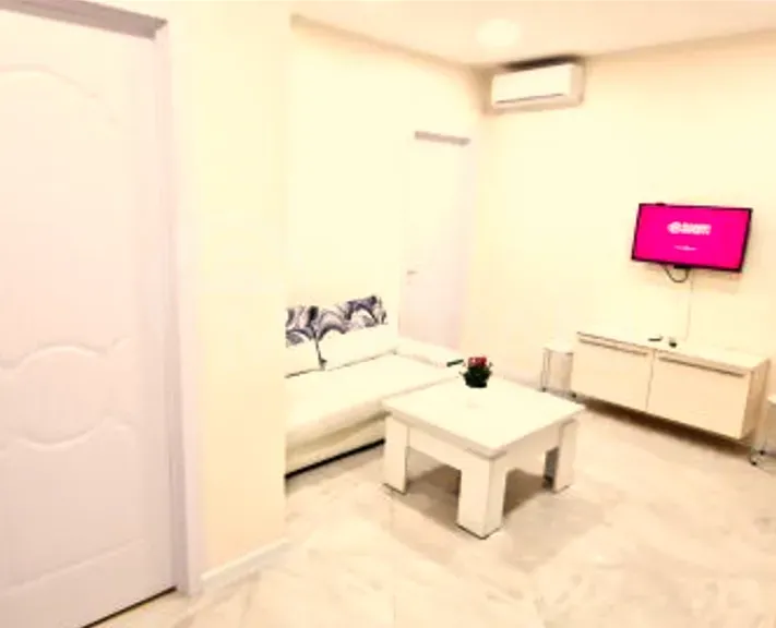 Apartments For Rent three-room 70м² 3/14 floor Kutaisi - photo 1