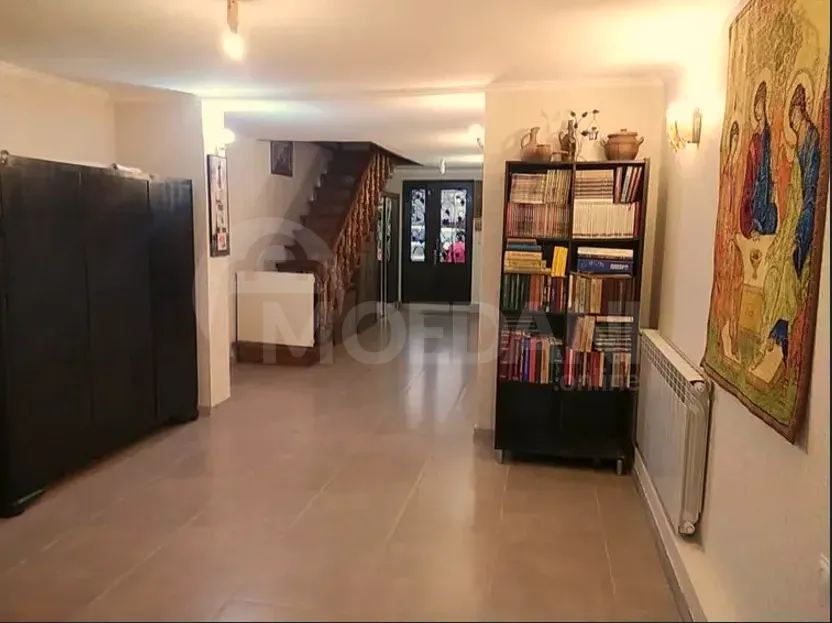 Продам Дом 450м² Кутаиси - изображение 1